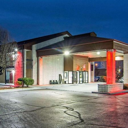 Econo Lodge Madison Exteriér fotografie