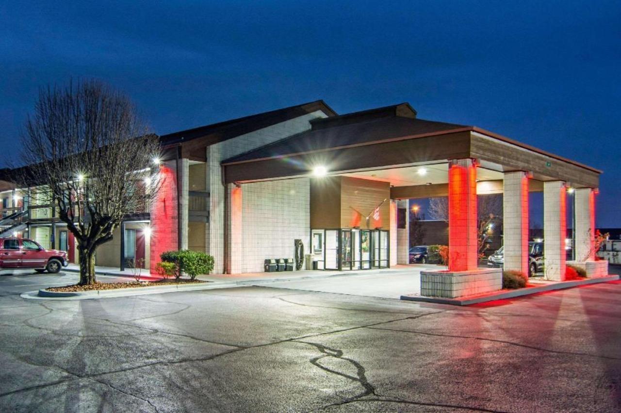 Econo Lodge Madison Exteriér fotografie