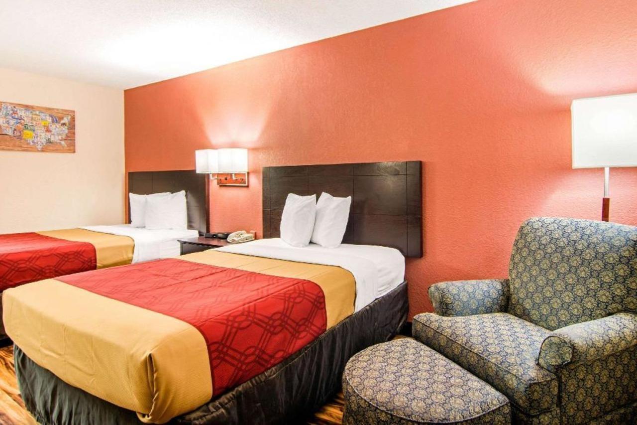Econo Lodge Madison Exteriér fotografie