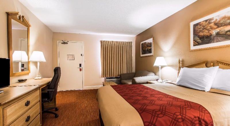 Econo Lodge Madison Exteriér fotografie