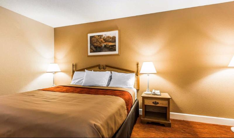 Econo Lodge Madison Exteriér fotografie